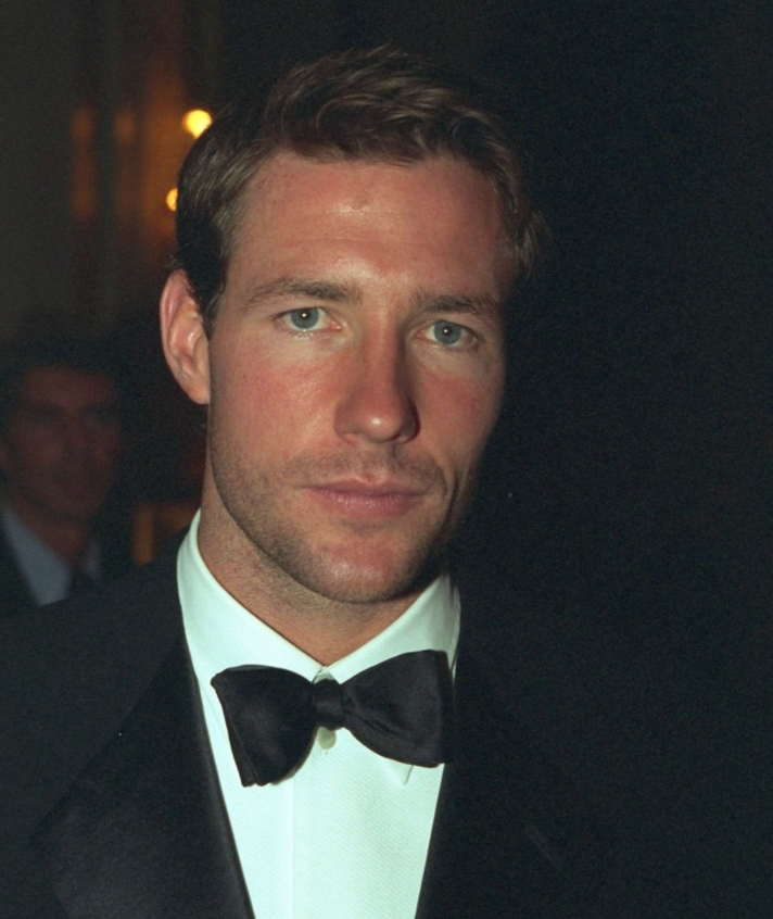 What religion is Edward Burns