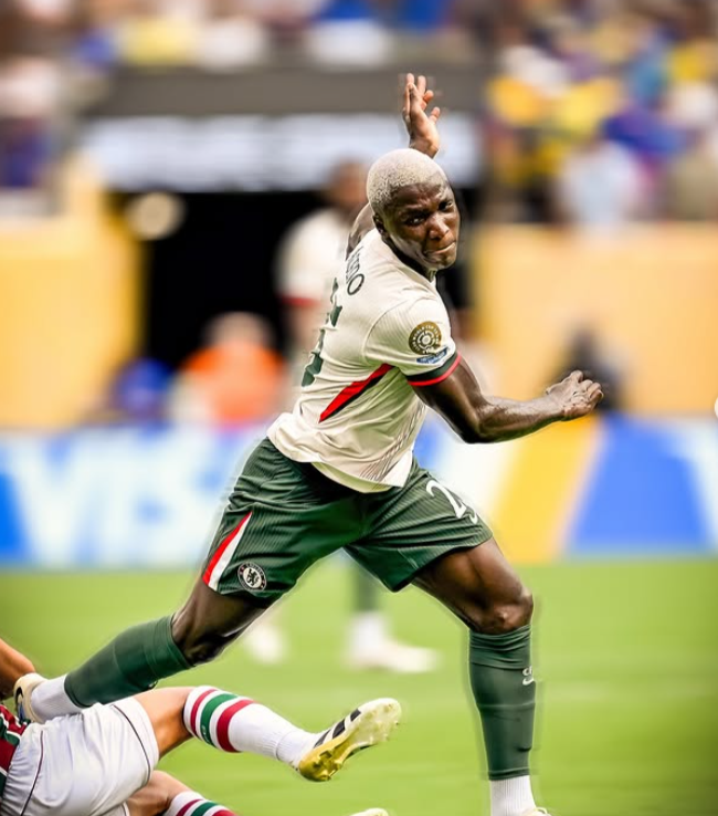 moises caicedo religion